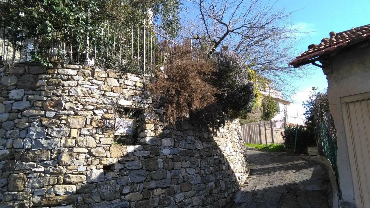 Alloggio Basilico Diano San Pietro Exterior foto